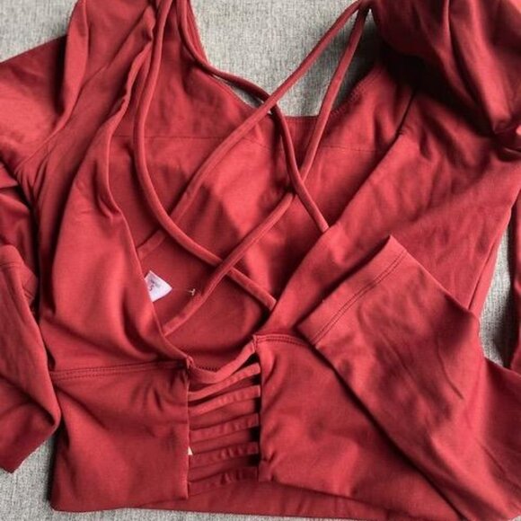 Long Sleeve Sport Crop Top, Strappy Fitness Shirt with Thumb Hole, Small - Picture 5 of 7